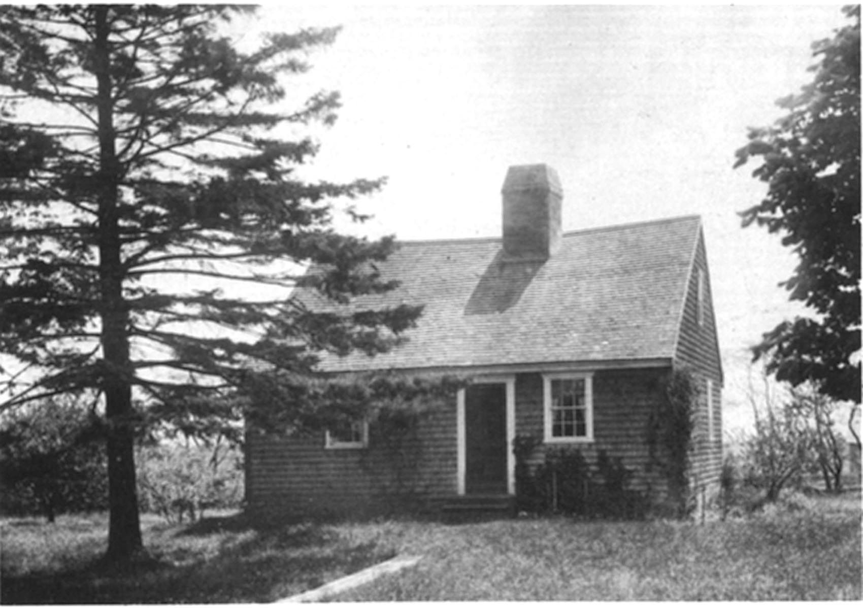 Front of Akin House in 1920